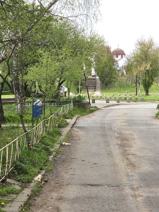 Дава под наем просторен 3-стаен апартамент в ж.к. Дружба – до езерото