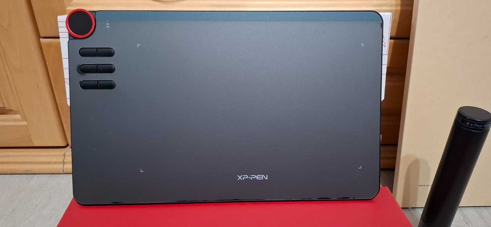 Графичен таблет XPPen Deco 03 – отлично състояние, пълен комплект + 2бр защитно фолио