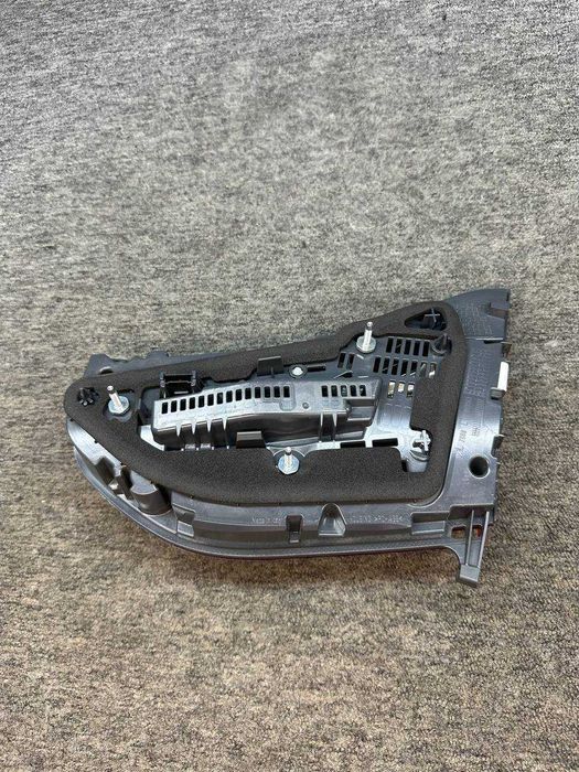 Stop haion stanga BMW SERIA 7 G11 non-facelift
