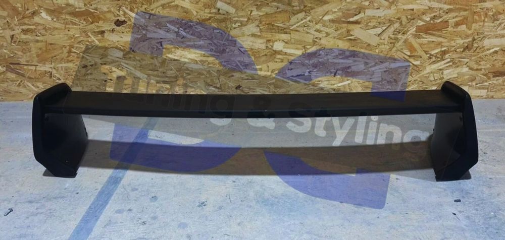 Спойлер EVO универсальный