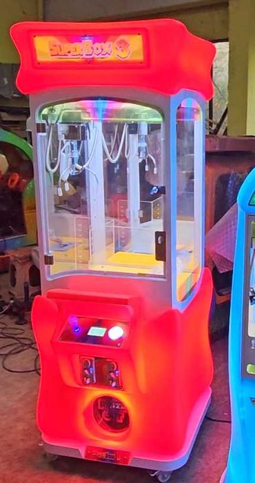 Кран машина за плюшени играчки