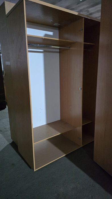 Шкафы,столы,тумбочки