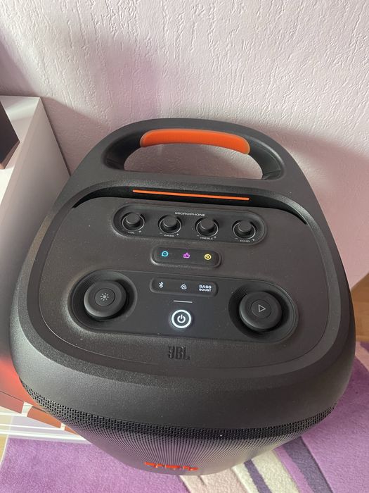 СПЕШНО  JBL PartyBox 720