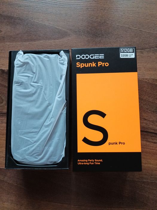 Doogee Spunk  Pro 512 GB, 32 GB RAM, cutie sigilată.