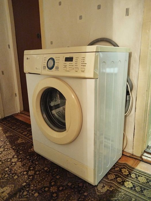 Стиральная машина LG