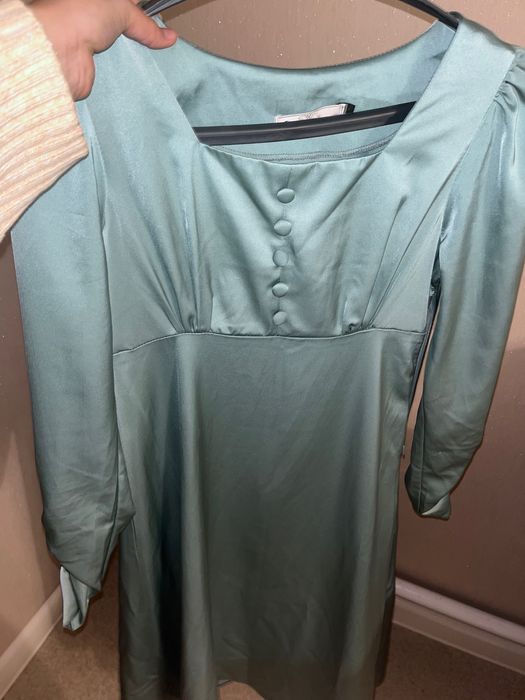 Женское платье,носилась один раз