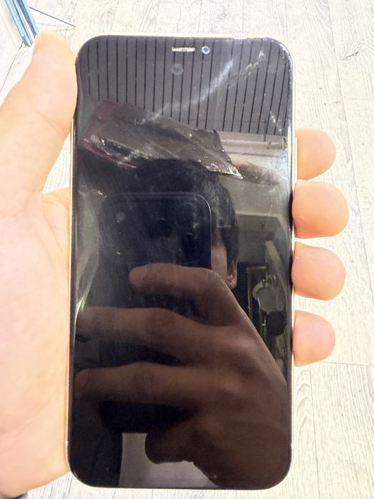 Айфон 11 128 Гб 71 емкост