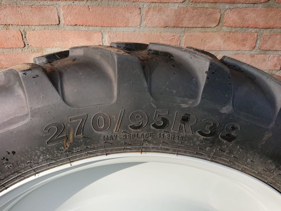 Vand Set Roti Tehnologice New Holland 270/95 R54 cu 270/95/R38
