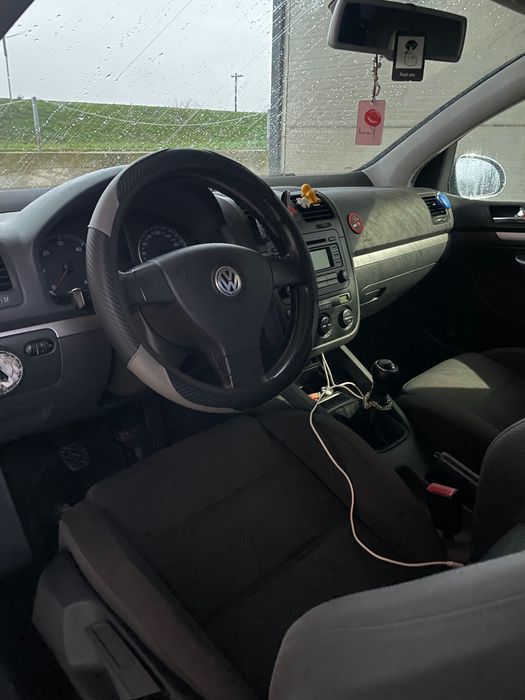 Volkswagen Golf 5 2.0 TDI 140 CP
