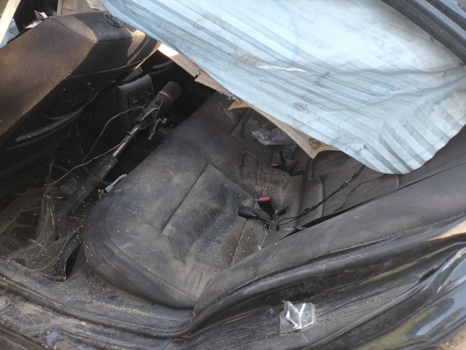 Dezmembrari BMW 3 (E90, E91, E93, E92) (2005-2013) 330 d Motorina