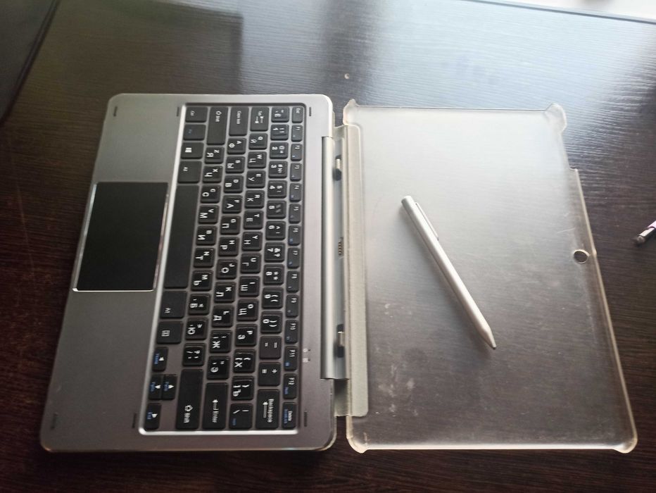 Продам аксессуары, клавиатура, стилус, чехол для Chuwi Hi12