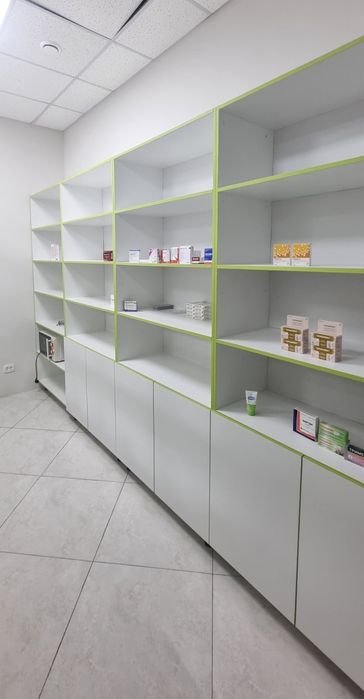 Ветрина, мебель, аптека