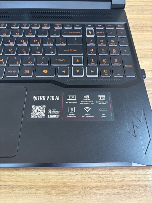 Acer Nitro V 16 AI