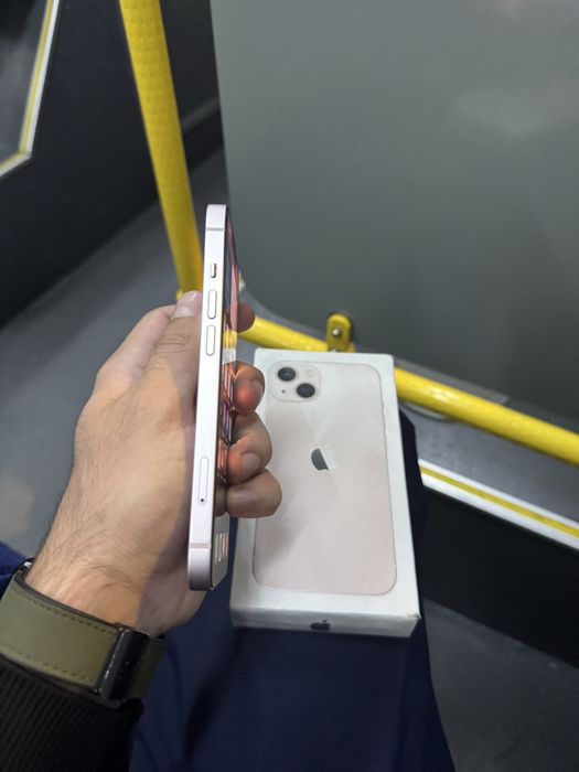 Продам Телефон Айфон 13 128Gb