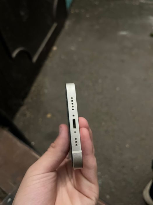 iPhone 13  128g сост хорошее!