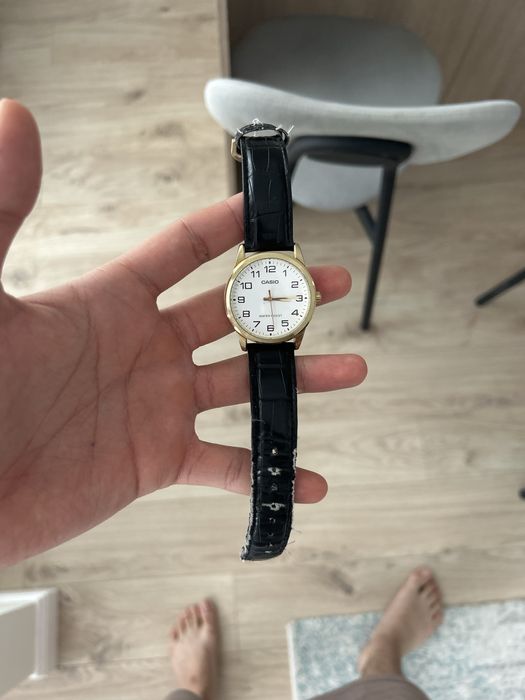 Часы Casio продам