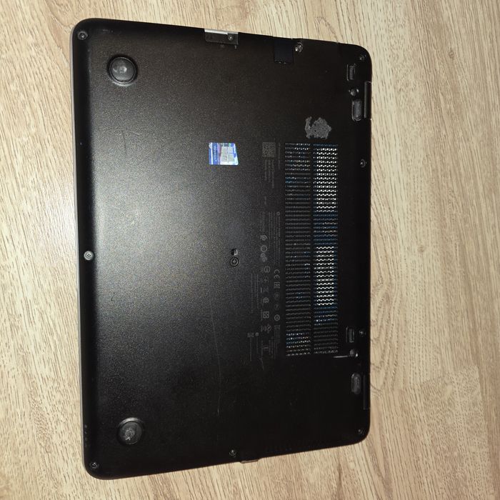 Продава се лаптоп на части HP EliteBook 840 G3