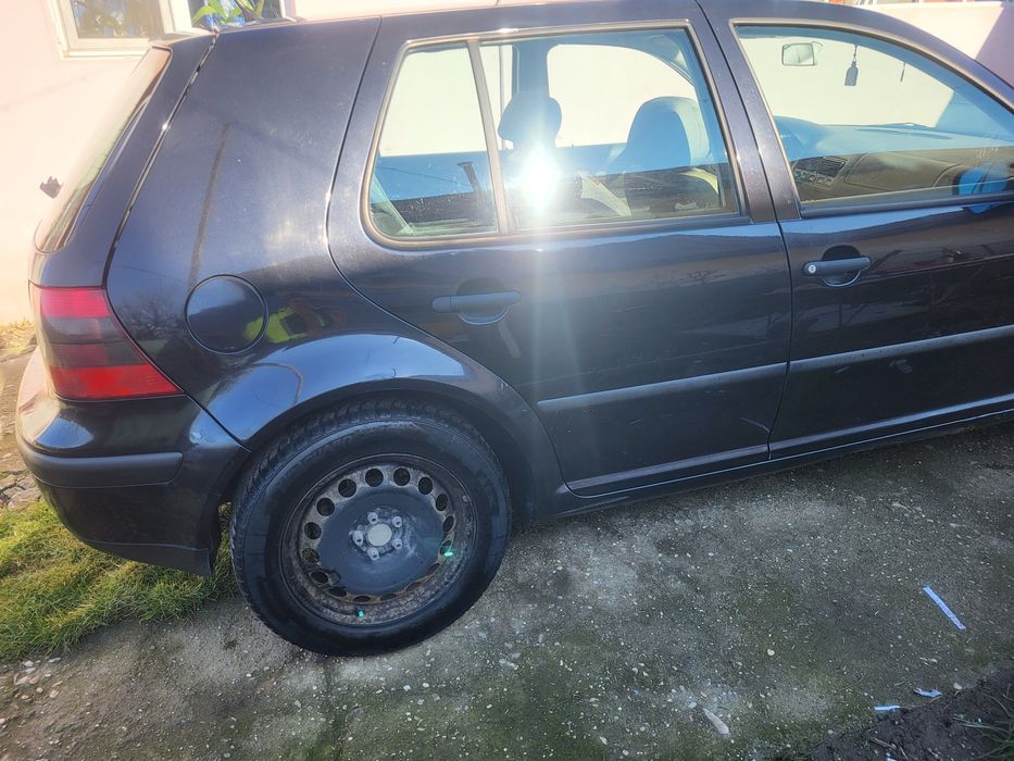 Vind Golf 4 an 2000