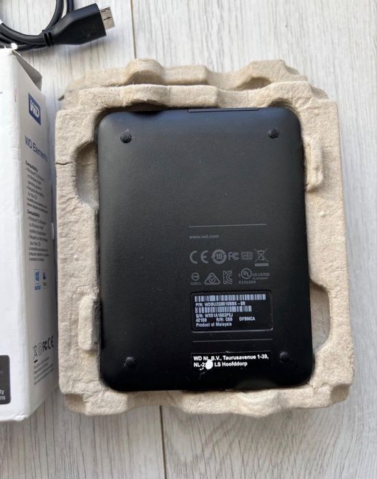 • HDD extern• 1tb • NOU •