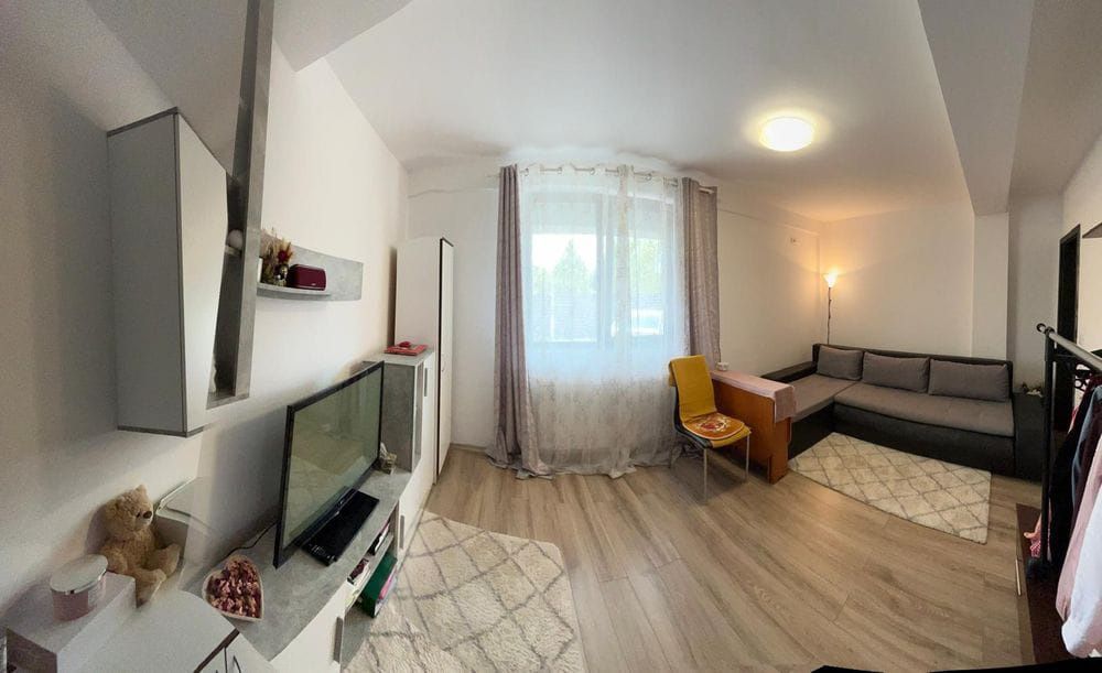 Închiriez garsonieră