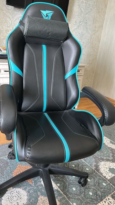 Компьютерное кресло