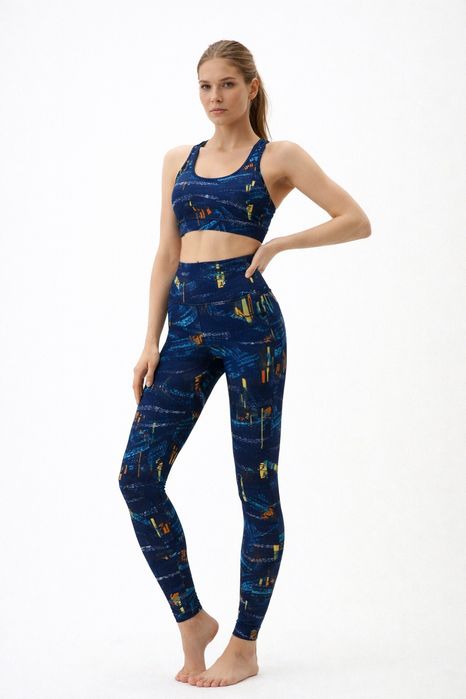 Легинсы, рашгарды, топы, майки