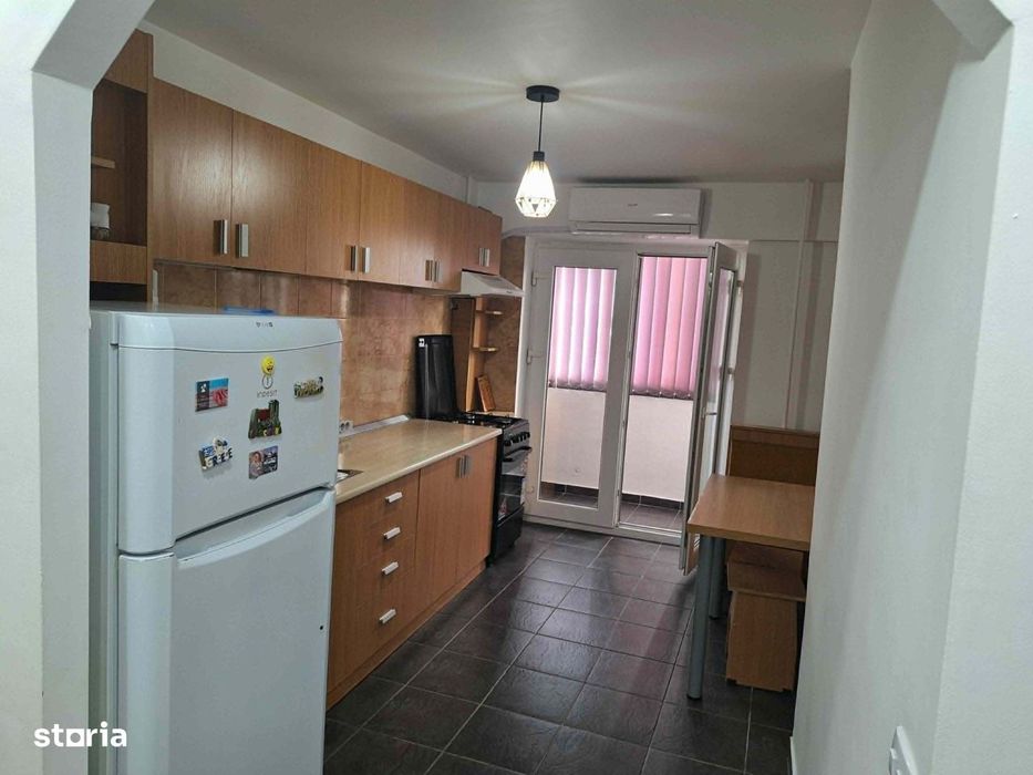 Apartament decomandat 2 camere zona Rovine
