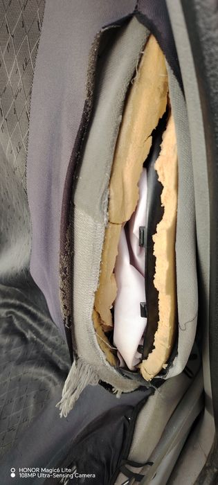 Vând Renault clio 1.2 benzina 16 valve an 2001