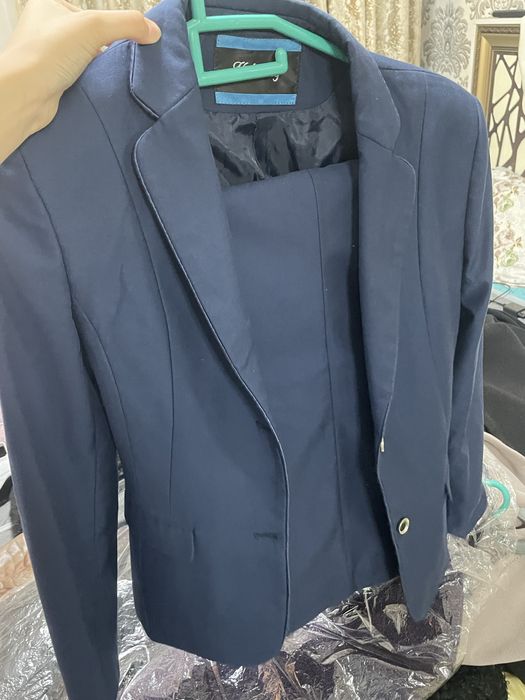 Новый костюм!!! Продам недорого!!!