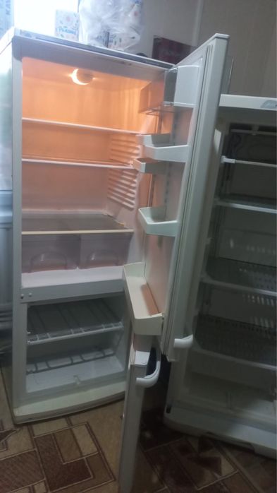 Холодильник техника