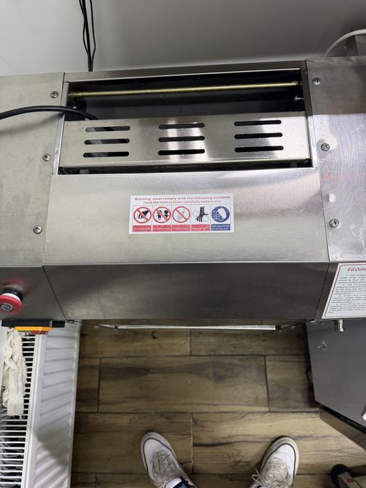 Тестораскаточная машина