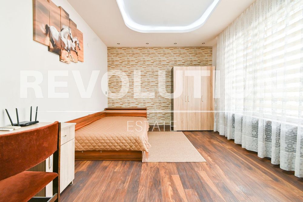 Тристаен апартамент в ж.к. Хиподрума