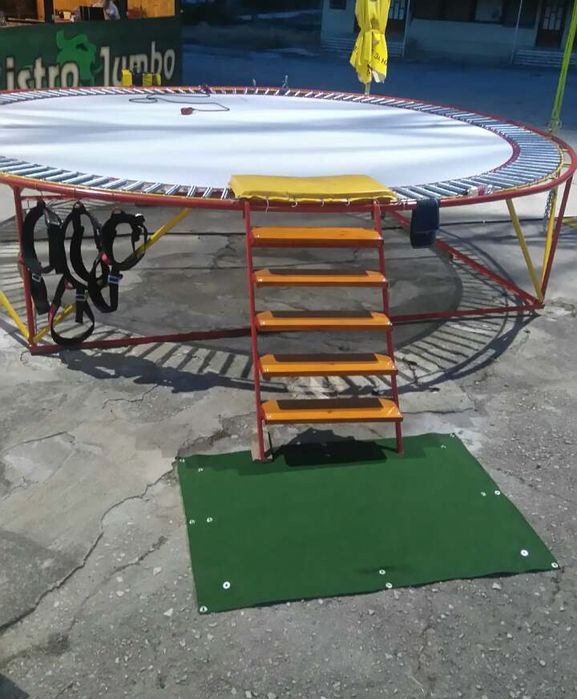 БЪНДЖИ  атракцион