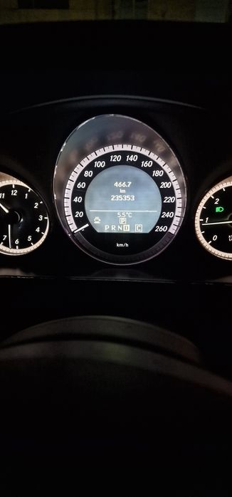 Mercedes-Benz E250 CDi Avangarde BlueEFFICIENCY