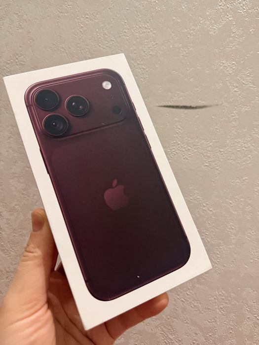 Iphone 18 pro бургунди