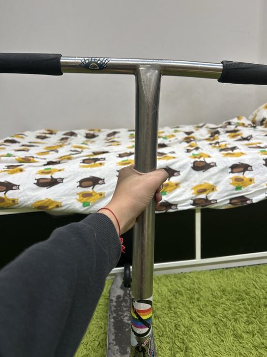 Custom тротинетка