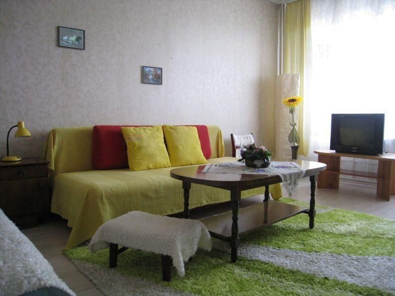 Дава се под наем Едностаен апартамент в София, Слатина - 56 кв.м за 383.52 € - Снимка #2