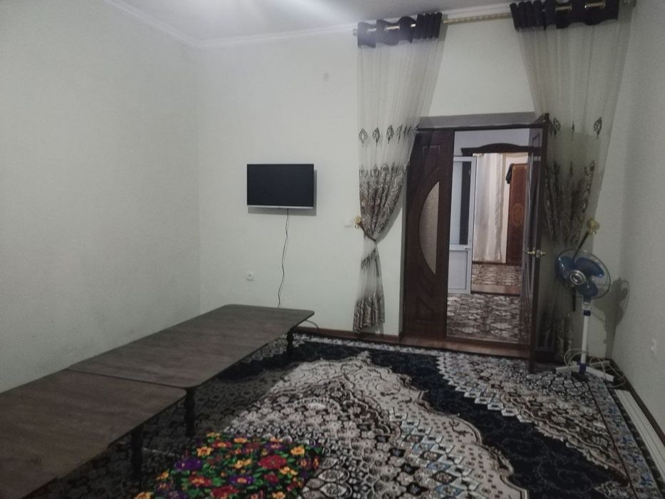 Умида чорраха дом сотилади