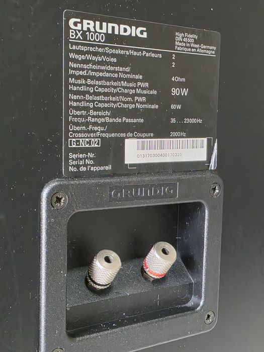 Тонколони Grundig BX 1000