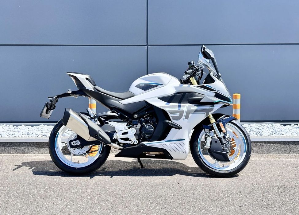 CF Moto 450 SR ABS