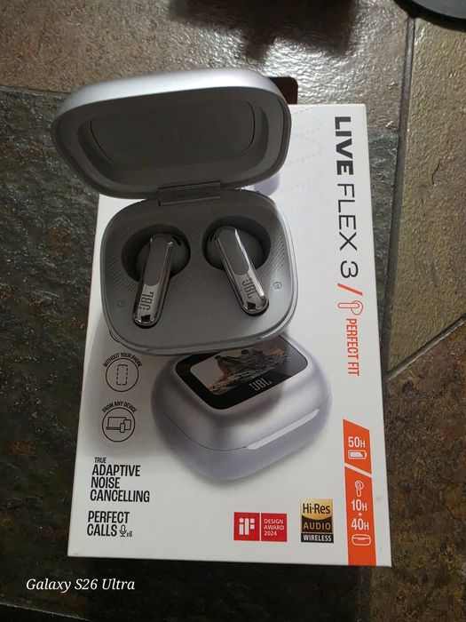 Casti In-Ear JBL Live Flex 3, Bluetooth 5.3, Hi-Res, Smart Case, True Adaptive NC, Autonomie 50H, Multi-point, IP54, Argintiu inva in garantie