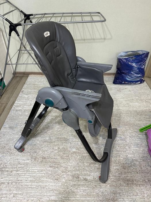 Детский столик для кормления