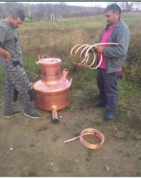 Vând cazan de făcut tuica