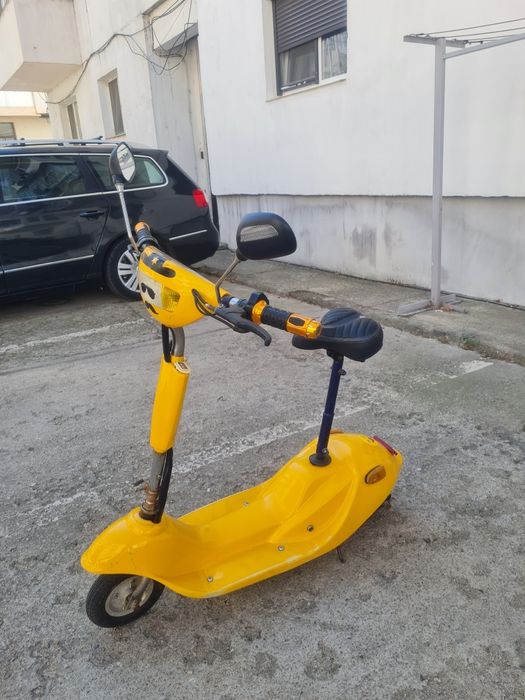 Trotineta electrica/Mini scuter electric