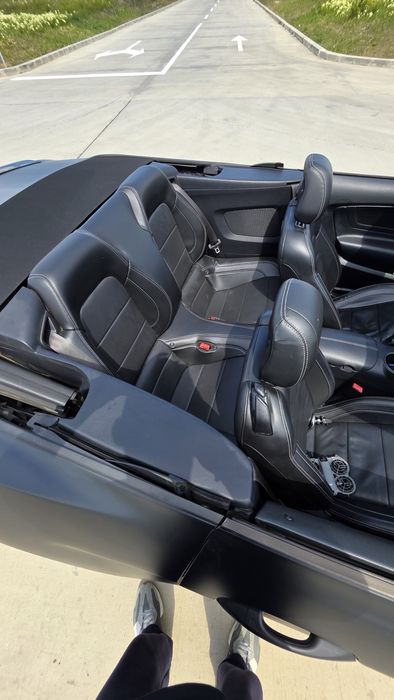 Ford mustang cabrio
