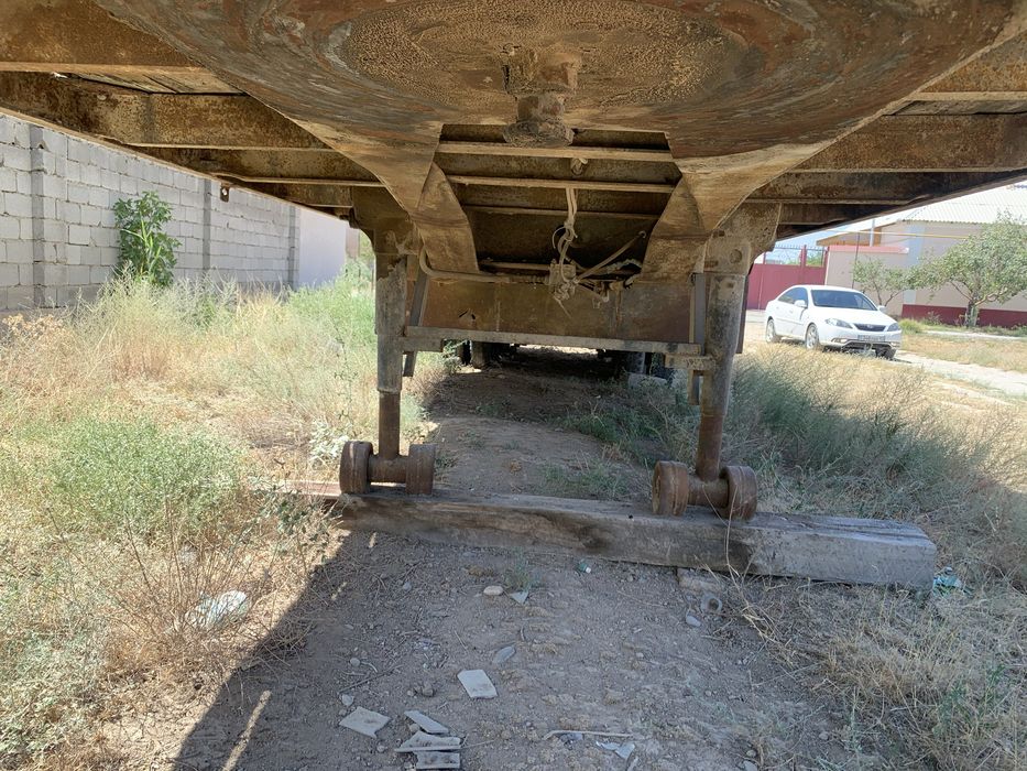 Полуприцеп бортовой