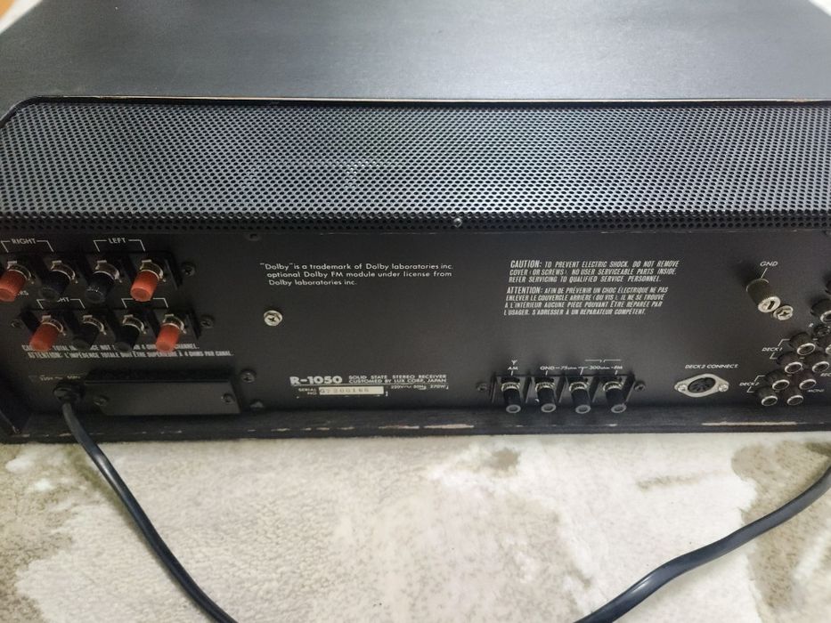 Amplificator Luxman R-1050