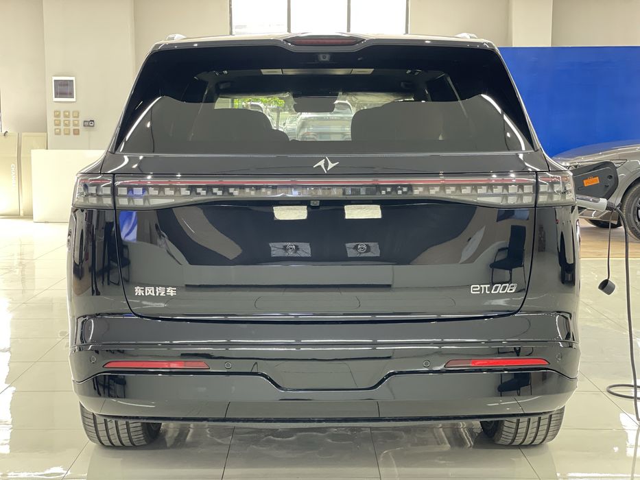 Dong Feng 008 nalichida bor