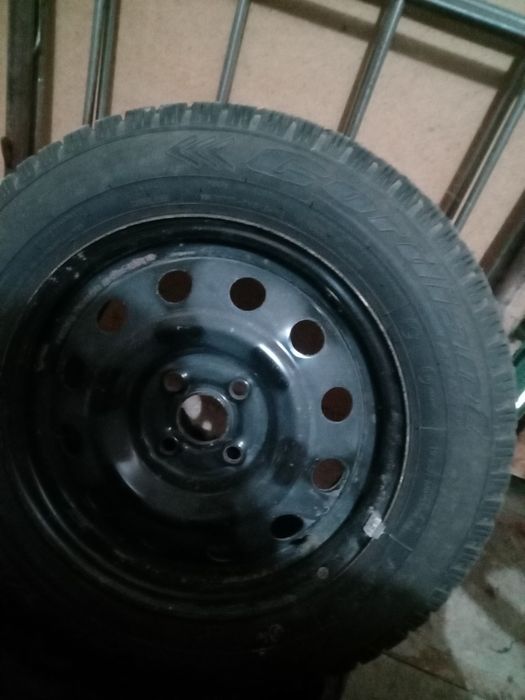 Дөңгелек сатылады 195.65.R15