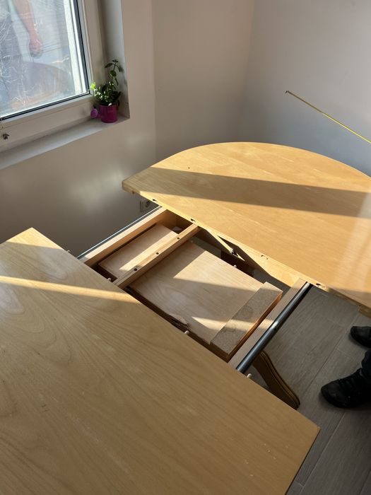 Холова гарнитура -  шкафове, маси, столове